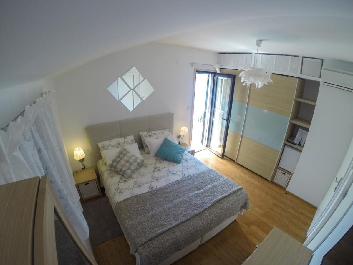 Apartment And Room Sveti Jakov Dubrovnik Exterior foto